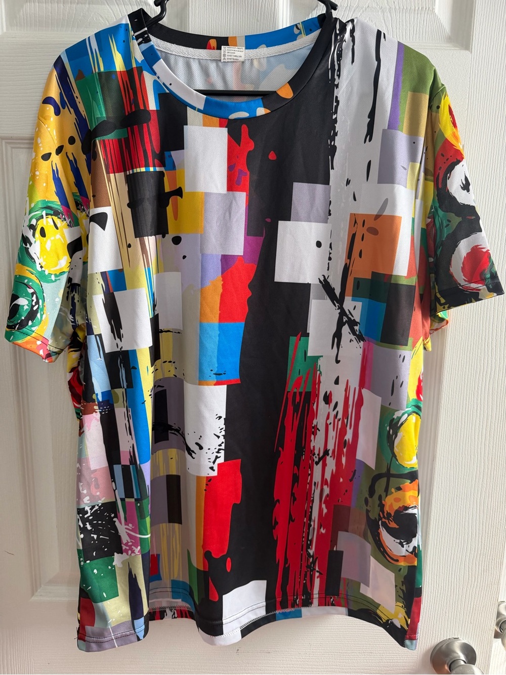 Men's Abstract Multicolor Graphic T-Shirt